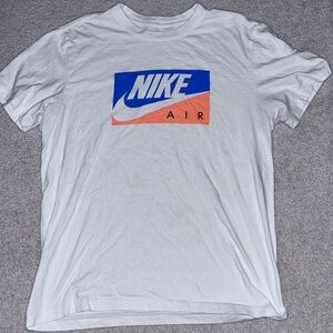 White Nike Air Lifestyle Men’s Medium T-Shirt